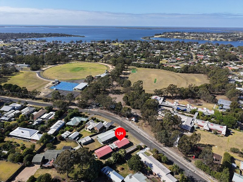 Photo - 1/42 Ashley Street, Paynesville VIC 3880 - Image 9