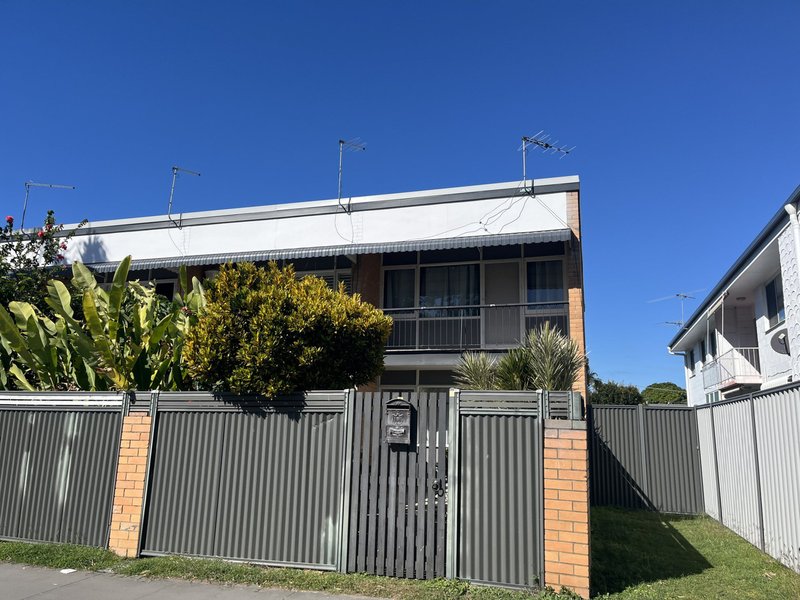Photo - 1/42 Benabrow Avenue, Bongaree QLD 4507 - Image 1