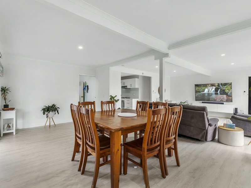 Photo - 142 Boronia Drive, Bellara QLD 4507 - Image 10