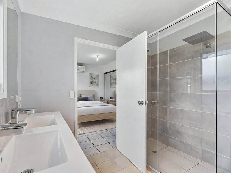 Photo - 142 Boronia Drive, Bellara QLD 4507 - Image 13