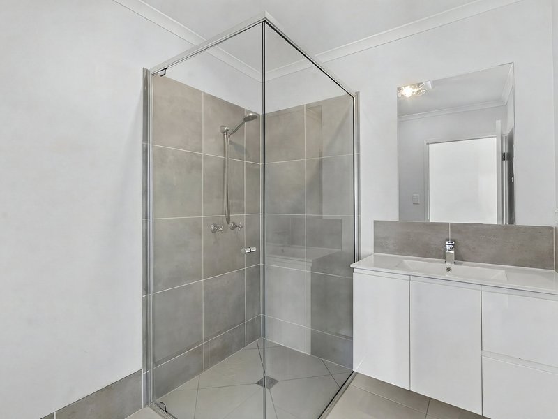 Photo - 142 Boronia Drive, Bellara QLD 4507 - Image 16