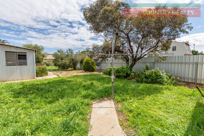 Photo - 142 Chidlow Street, Northam WA 6401 - Image 17