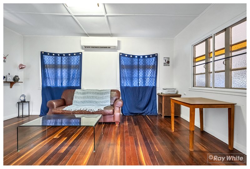 Photo - 142 Connor Street, Koongal QLD 4701 - Image 7