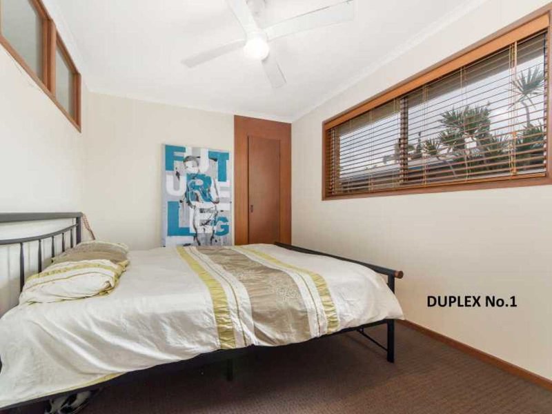 Photo - 1/42 Evandale Crescent, Miami QLD 4220 - Image 5