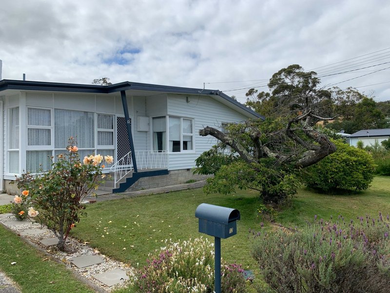 142 Fishing Point Road, Fishing Point NSW 2283