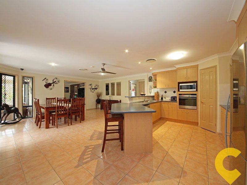 Photo - 142 Forest Ridge Drive, Narangba QLD 4504 - Image 4