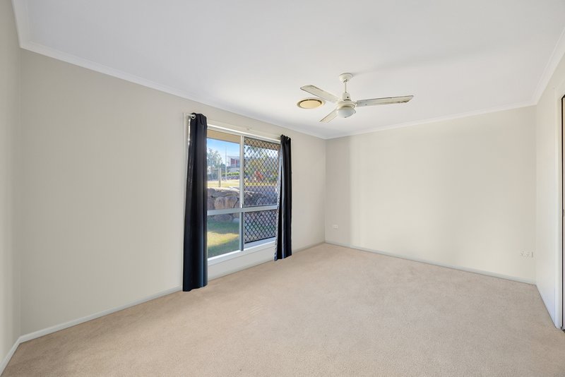 Photo - 1/42 Golf View Drive, Boyne Island QLD 4680 - Image 6