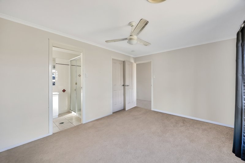 Photo - 1/42 Golf View Drive, Boyne Island QLD 4680 - Image 7