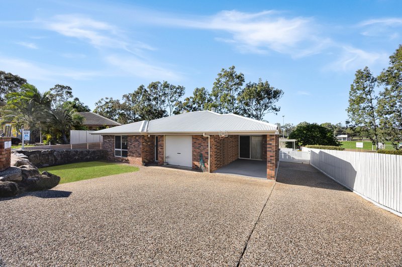 Photo - 1/42 Golf View Drive, Boyne Island QLD 4680 - Image 12