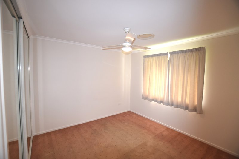 Photo - 1/42 Golf View Drive, Boyne Island QLD 4680 - Image 7