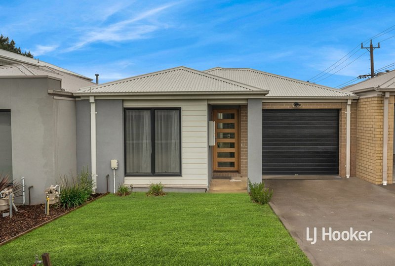 Photo - 142 Hamilton Street, Kilmore VIC 3764 - Image 1