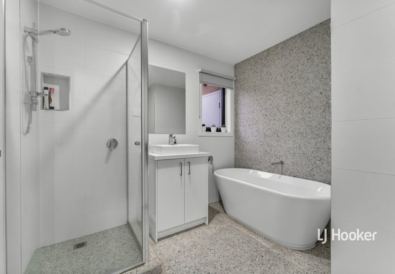 Photo - 142 Hamilton Street, Kilmore VIC 3764 - Image 7