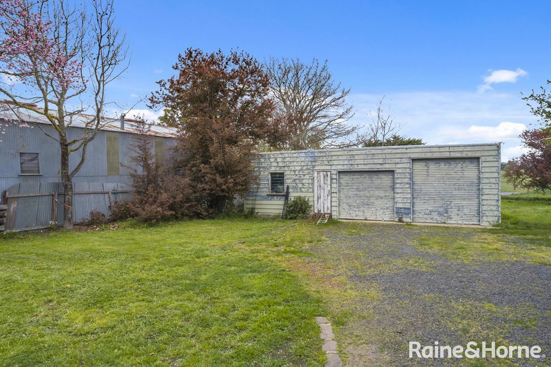 Photo - 142 High Street, Kyneton VIC 3444 - Image 5