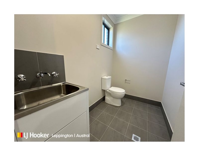 Photo - 142 Horologium Road, Austral NSW 2179 - Image 4