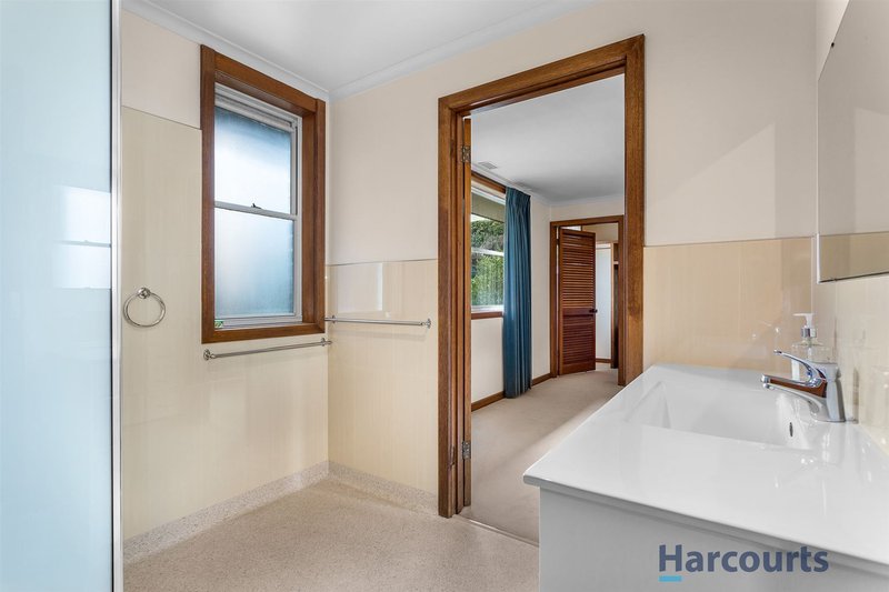 Photo - 142 James Street, Devonport TAS 7310 - Image 5