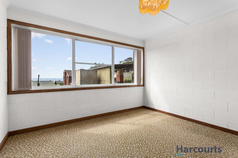 Photo - 142 James Street, Devonport TAS 7310 - Image 7