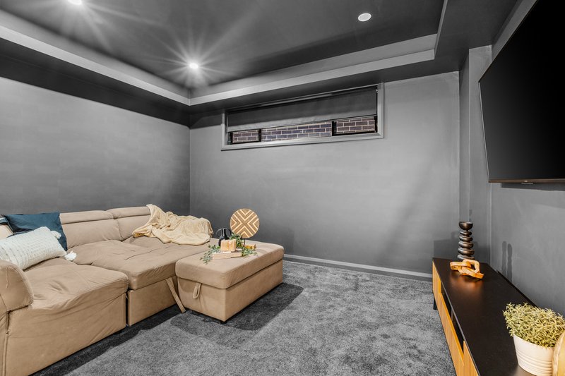 Photo - 142 Parkway Drive, Marsden Park NSW 2765 - Image 5