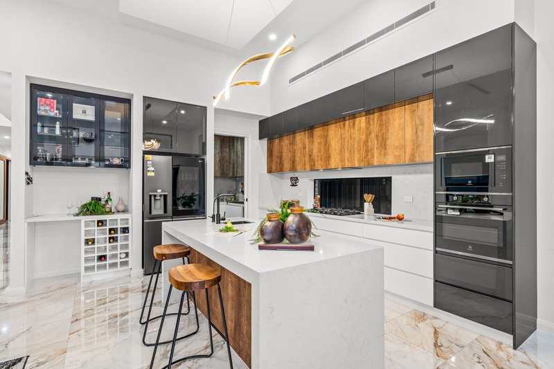 Photo - 142 Parkway Drive, Marsden Park NSW 2765 - Image 6