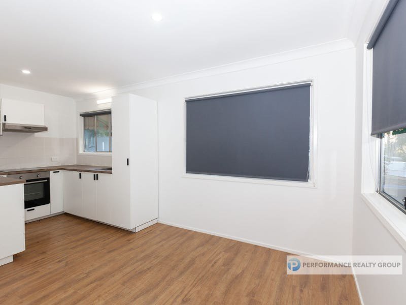 Photo - 1/42 Peerless Avenue, Mermaid Beach QLD 4218 - Image 4