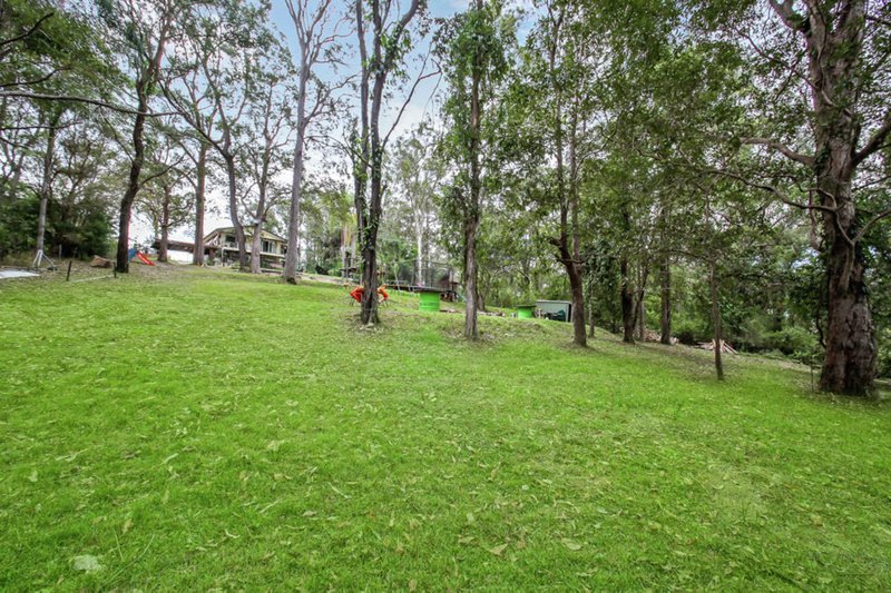 Photo - 142 Queens Road, Everton Park QLD 4053 - Image 2