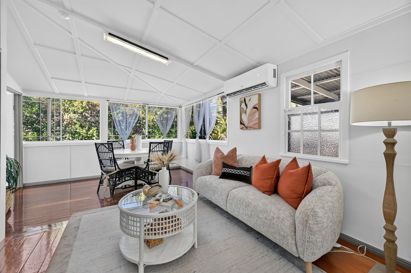 Photo - 142 Queens Road, Hermit Park QLD 4812 - Image 7