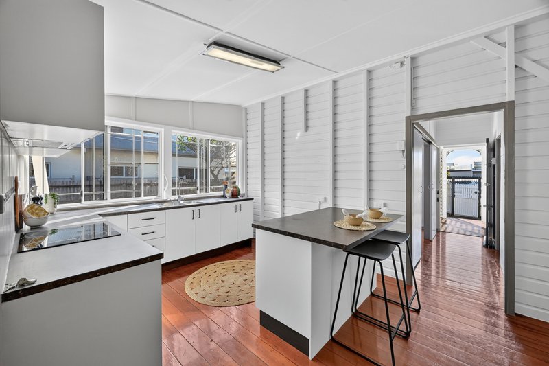 Photo - 142 Queens Road, Hermit Park QLD 4812 - Image 12