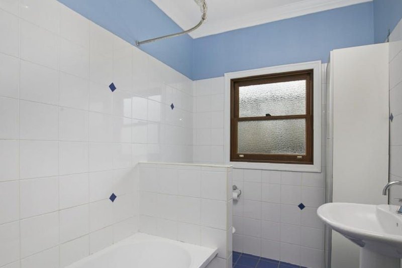 Photo - 142 Shrapnel Road, Cannon Hill QLD 4170 - Image 7