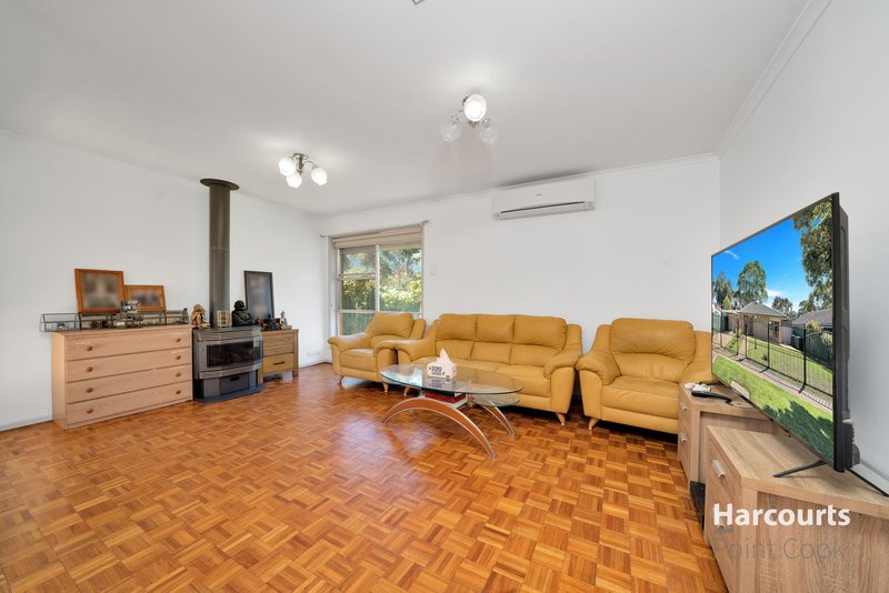 Photo - 142 South Ring Road, Werribee VIC 3030 - Image 6