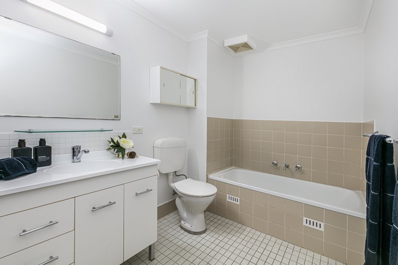 Photo - 14/2 Spruson Street, Neutral Bay NSW 2089 - Image 8