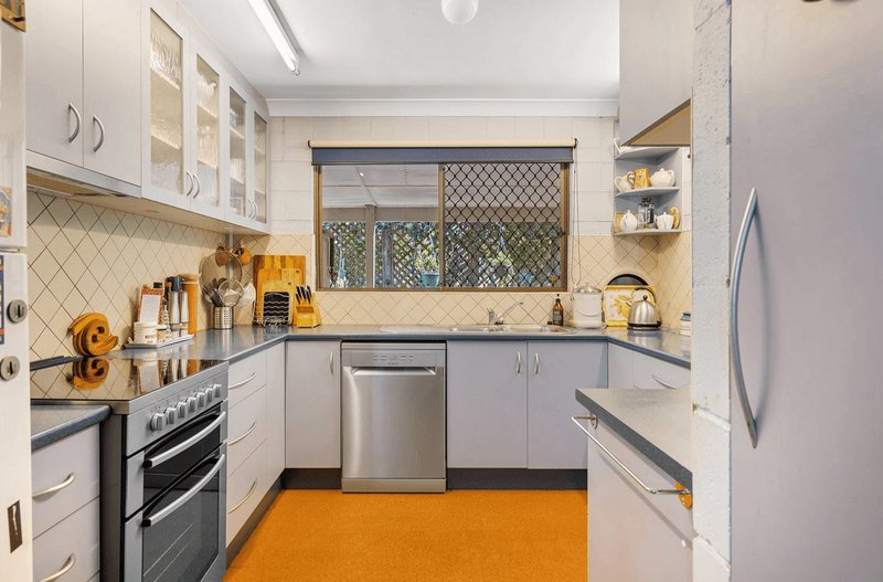 Photo - 142 Stoney Camp Road, Park Ridge South QLD 4125 - Image 13