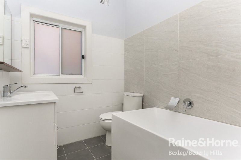 Photo - 142 Stoney Creek Road, Beverly Hills NSW 2209 - Image 6