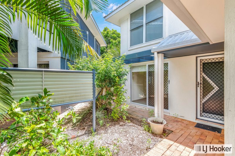 Photo - 14/2 Sylvan Drive, Moore Park Beach QLD 4670 - Image 3