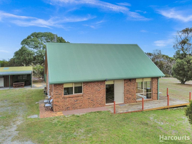 Photo - 142 Tam O'Shanter Road, Lulworth TAS 7252 - Image 2