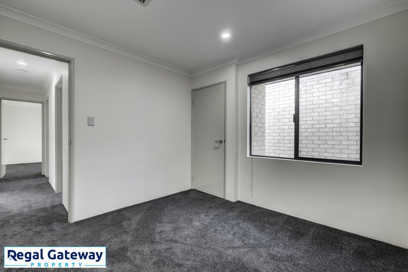 Photo - 14/2 Twilight Mews, Aubin Grove WA 6164 - Image 20