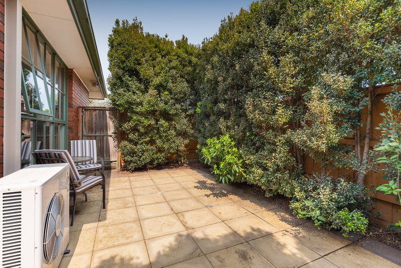 Photo - 1/42 Van Der Haar Avenue, Berwick VIC 3806 - Image 9