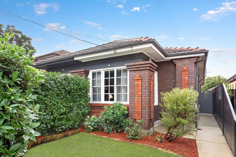 Photo - 142 Wardell Road, Marrickville NSW 2204 - Image 2