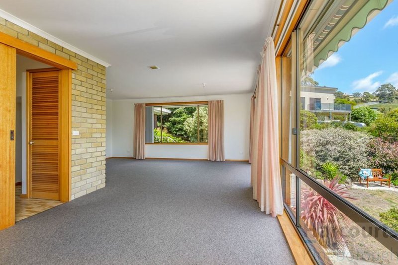 Photo - 142 Wells Parade, Blackmans Bay TAS 7052 - Image 6