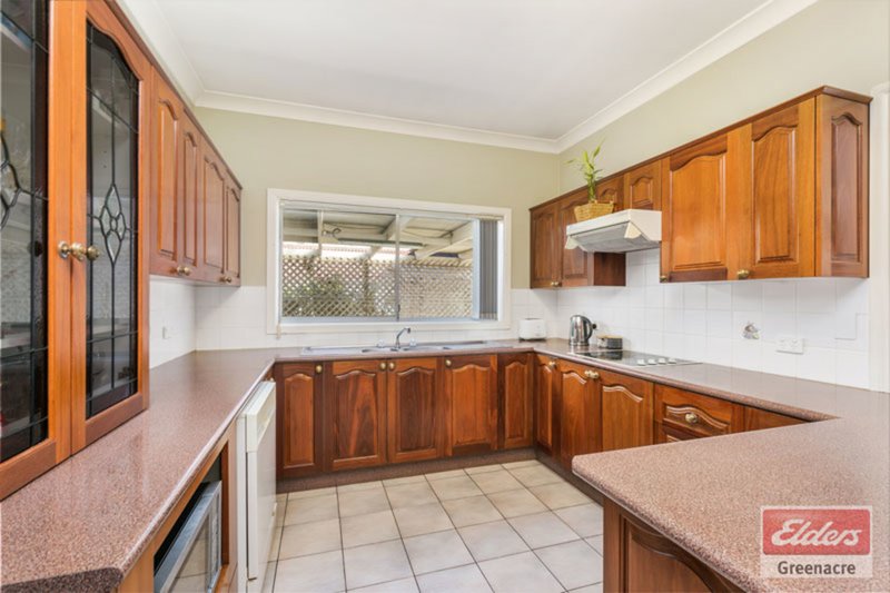 Photo - 142 Wilbur Street, Greenacre NSW 2190 - Image 4