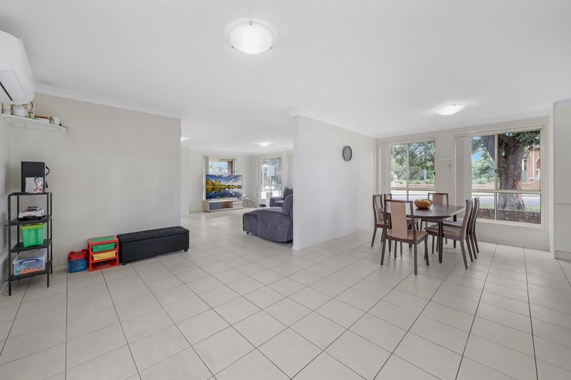 Photo - 142 Wycombe Street, Yagoona NSW 2199 - Image 4