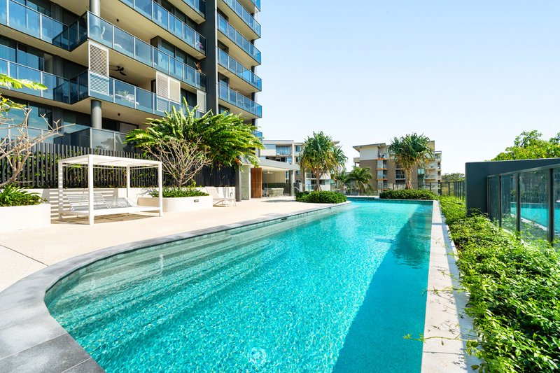 Photo - 14/20 Executive Drive, Burleigh Waters QLD 4220 - Image 1