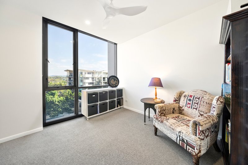 Photo - 14/20 Executive Drive, Burleigh Waters QLD 4220 - Image 14