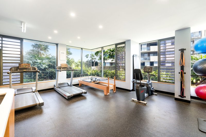 Photo - 14/20 Executive Drive, Burleigh Waters QLD 4220 - Image 19