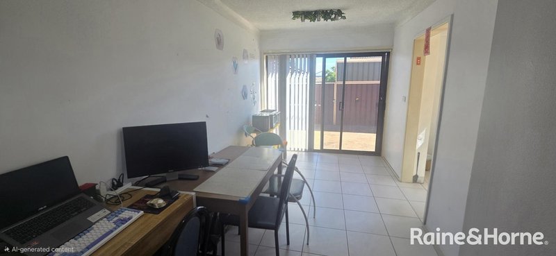 Photo - 14/201-207 Harrow Road, Glenfield NSW 2167 - Image 3