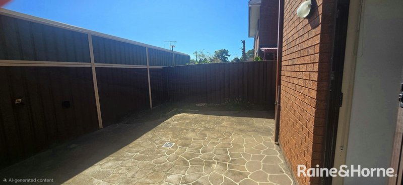 Photo - 14/201-207 Harrow Road, Glenfield NSW 2167 - Image 9