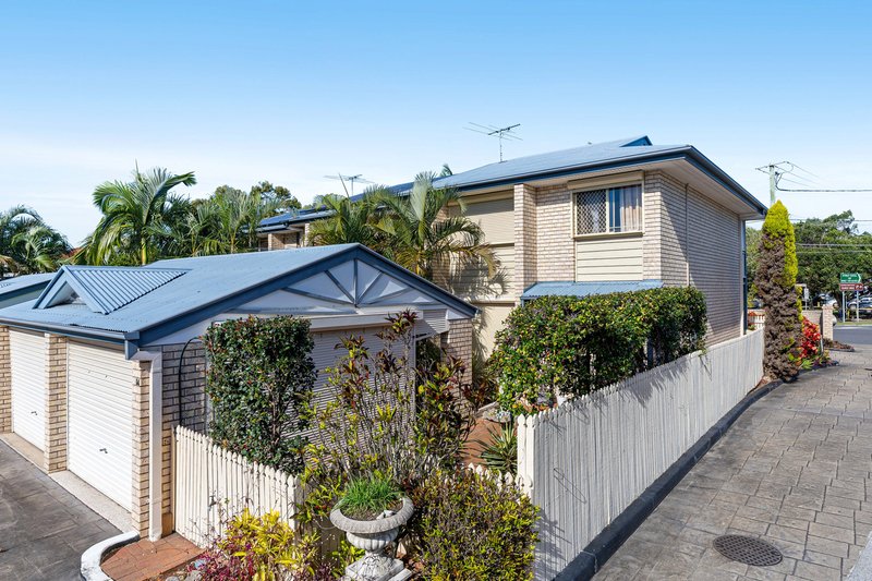 Photo - 14/21 Glenora Street, Wynnum QLD 4178 - Image 1