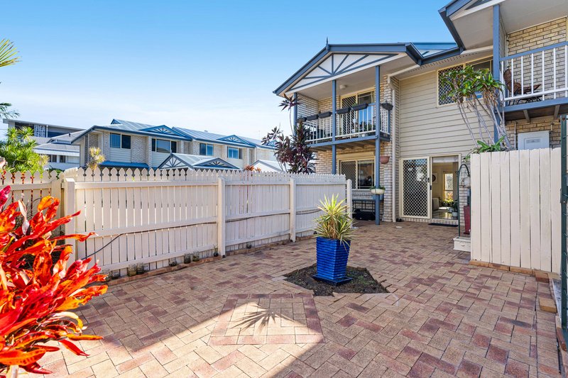 Photo - 14/21 Glenora Street, Wynnum QLD 4178 - Image 4