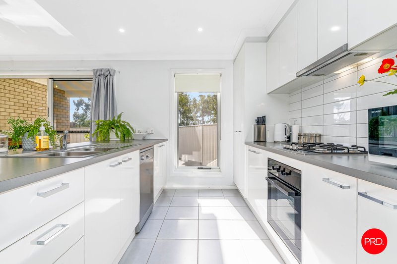 Photo - 14/21 Heinz Street, White Hills VIC 3550 - Image 6