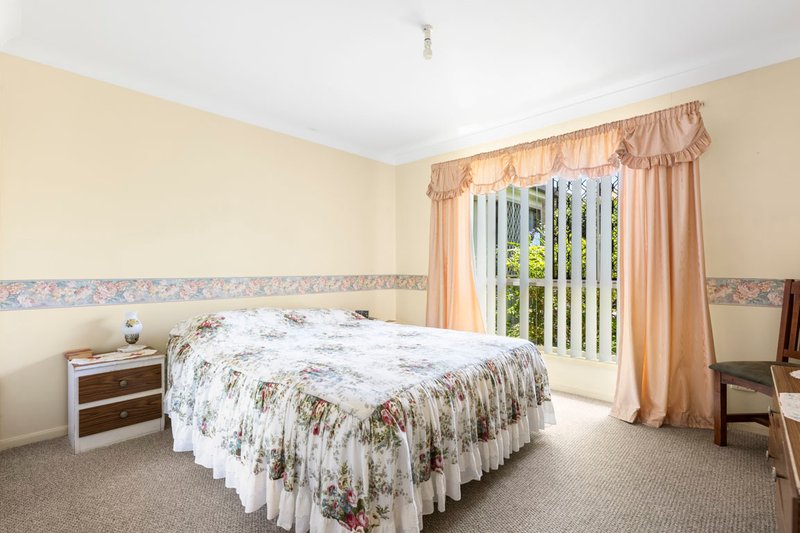Photo - 1/423 Hume Street, Kearneys Spring QLD 4350 - Image 11