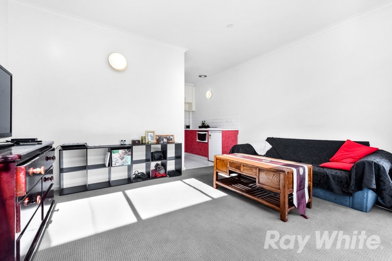 Photo - 14/233 Station Street, Fairfield VIC 3078 - Image 2