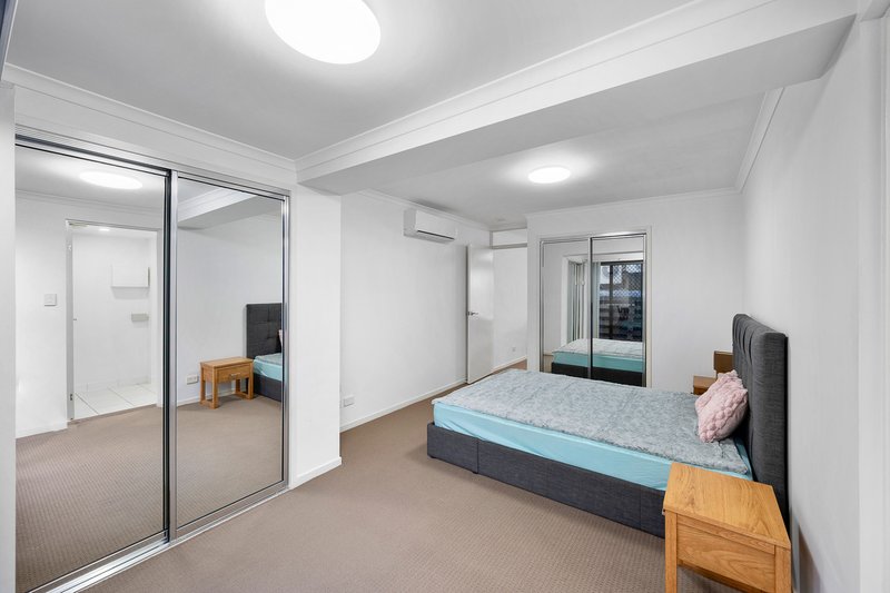 Photo - 14/24 Kent Street, West Gladstone QLD 4680 - Image 5